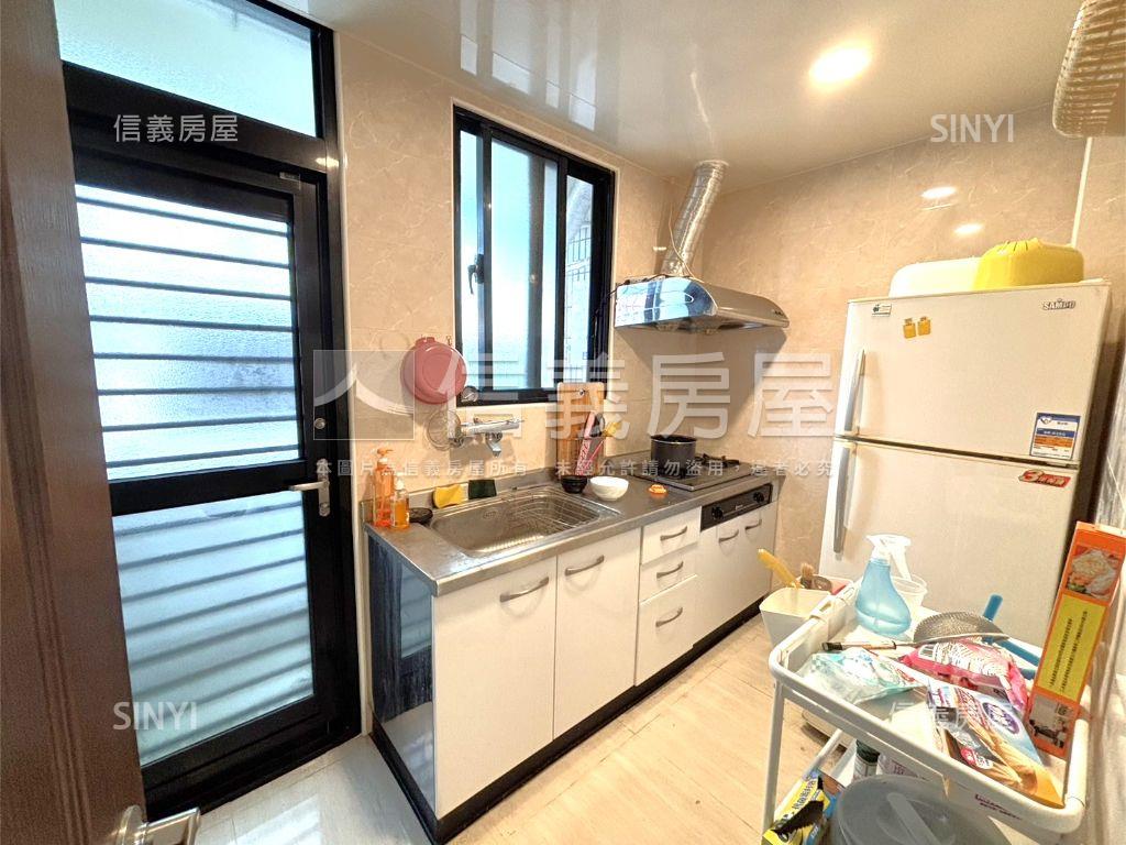 江翠邊間四房美寓房屋室內格局與周邊環境