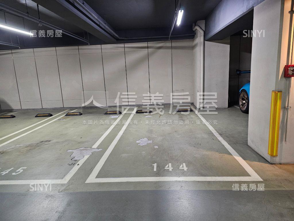 ㊣東騰千里Ｂ２坡平車位房屋室內格局與周邊環境