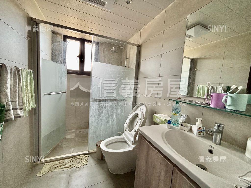 華雄愛樂輕屋齡透天車墅房屋室內格局與周邊環境