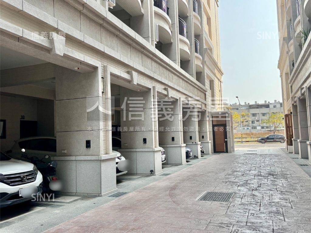 華雄愛樂輕屋齡透天車墅房屋室內格局與周邊環境