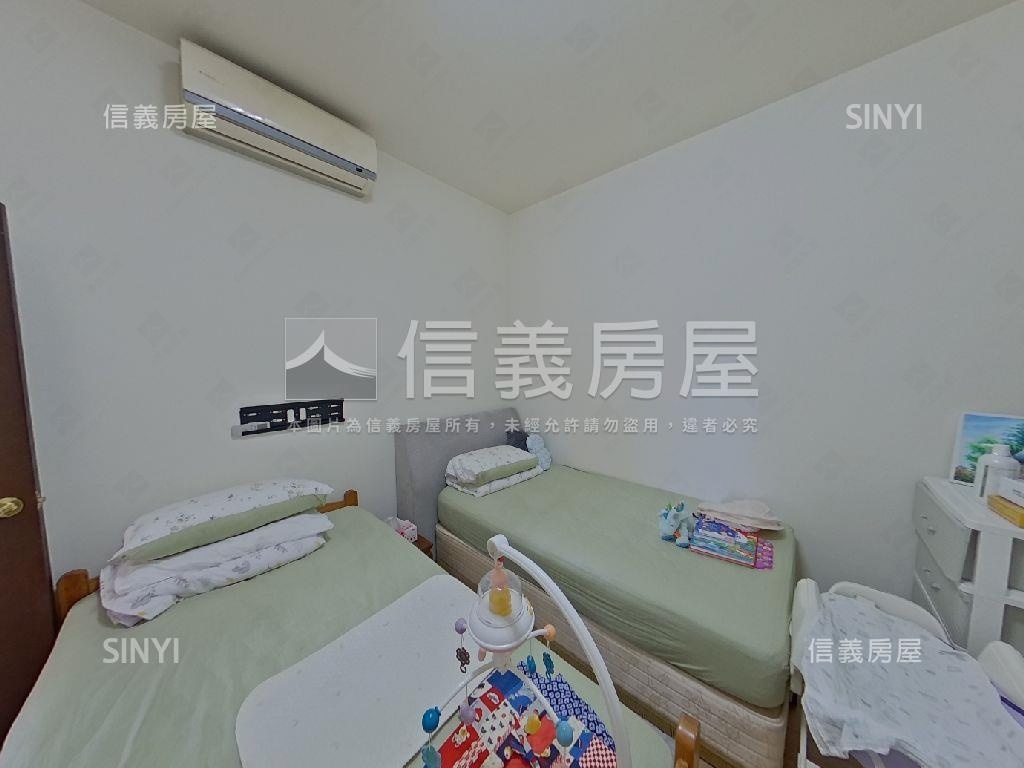 軍榮三街美透天房屋室內格局與周邊環境