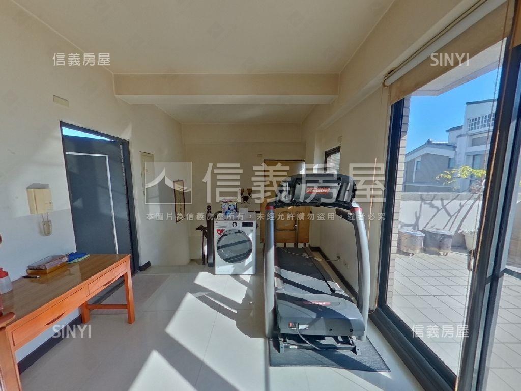 軍榮三街美透天房屋室內格局與周邊環境