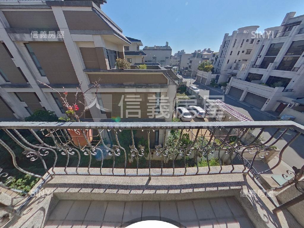 軍榮三街美透天房屋室內格局與周邊環境