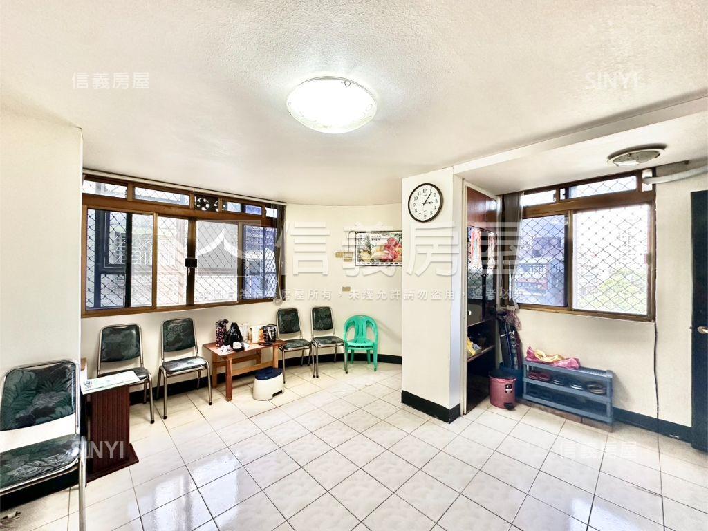 近捷運公園景觀宅房屋室內格局與周邊環境