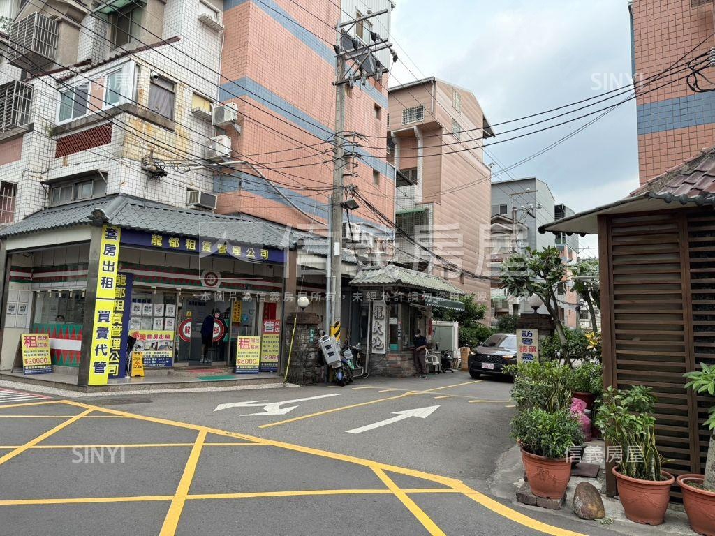 太平龍大地整棟收租８套房屋室內格局與周邊環境