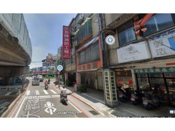 車水馬龍α板橋大觀路２樓