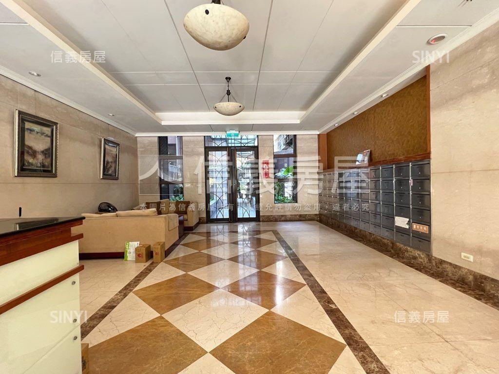 獨棟華廈電梯２房房屋室內格局與周邊環境