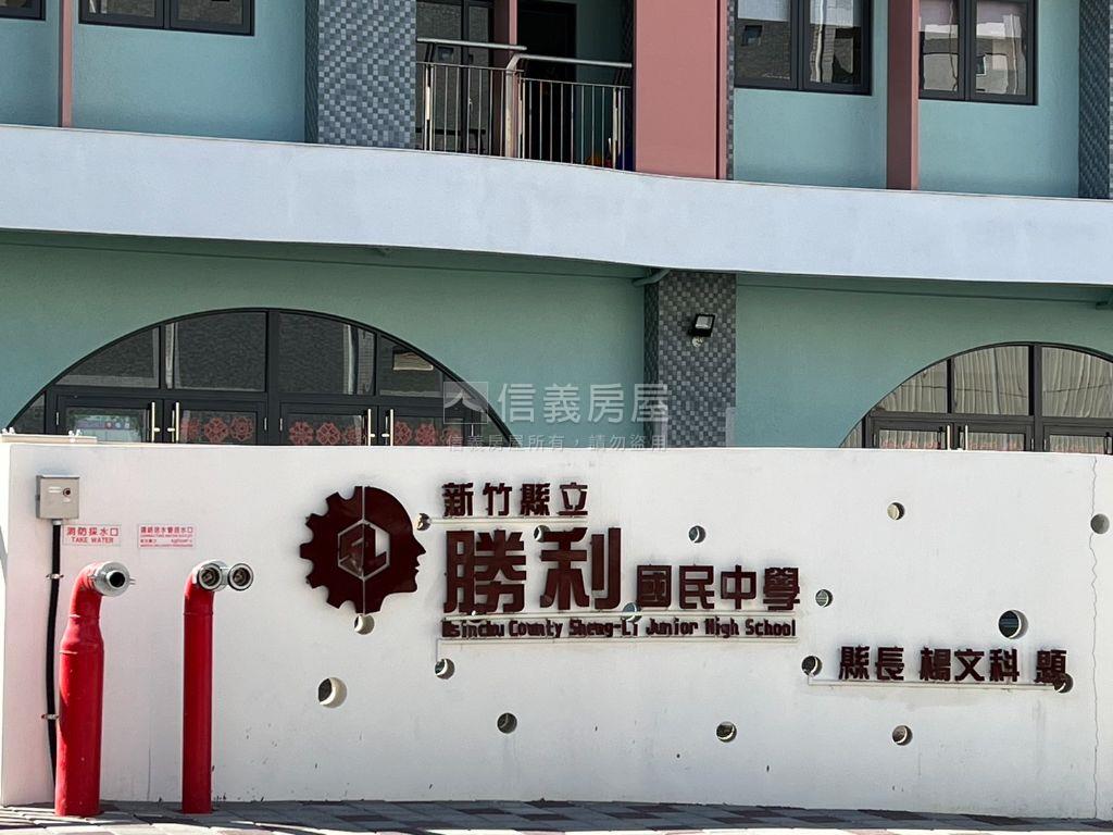 遠百生活圈”一層一戶”房屋室內格局與周邊環境