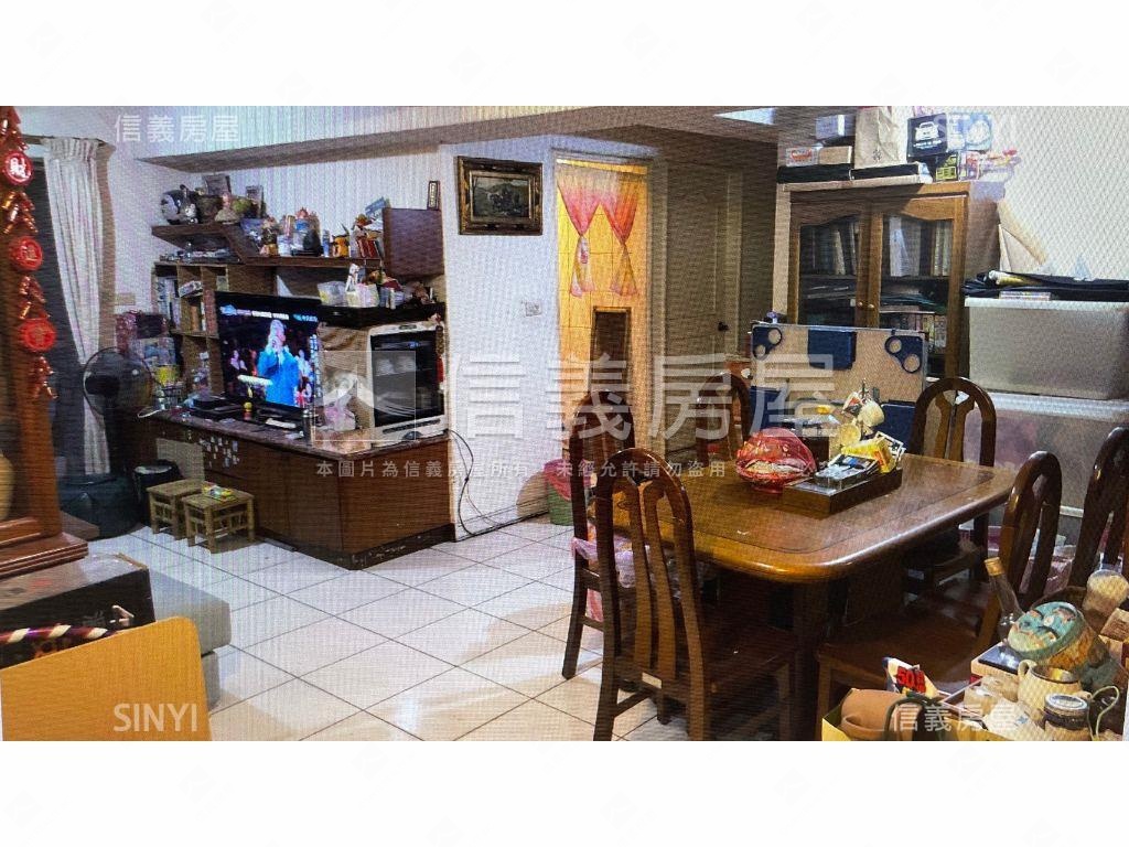 面公園龍騰四房平面車位房屋室內格局與周邊環境