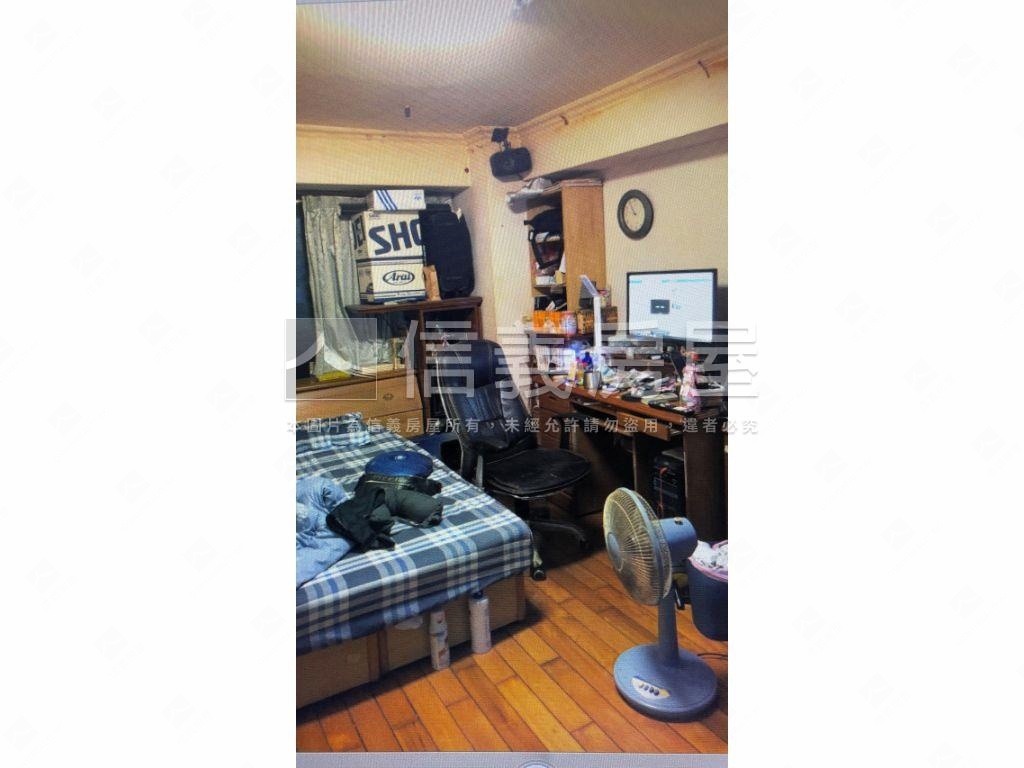 面公園龍騰四房平面車位房屋室內格局與周邊環境