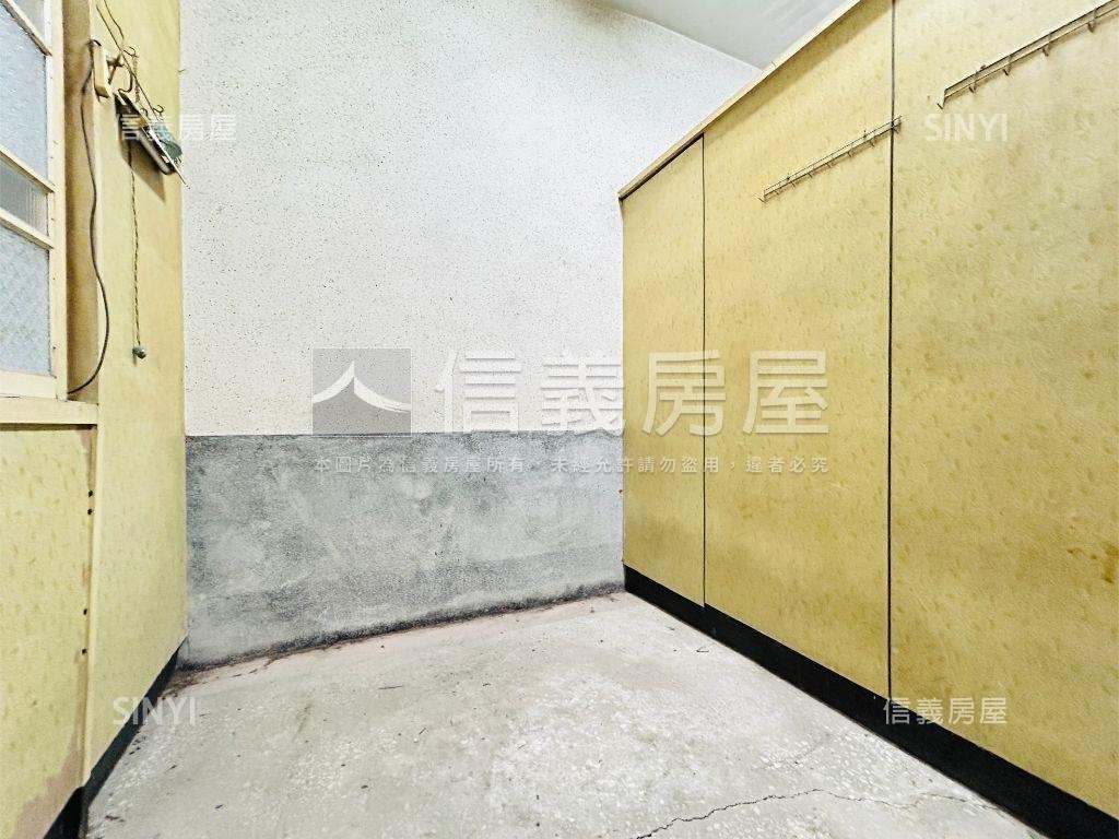 忠孝路透天房屋室內格局與周邊環境