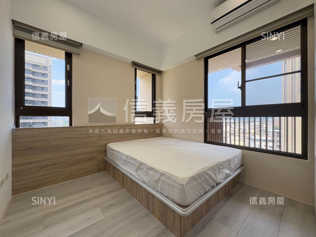 ⭐全新裝潢面愛河兩房平車房屋室內格局與周邊環境