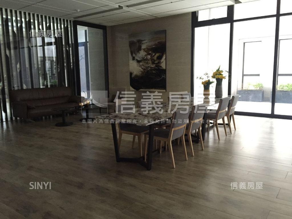 翰林富苑朝南大三房雙車位房屋室內格局與周邊環境