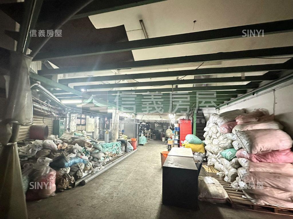 三俊街有貨梯廠房房屋室內格局與周邊環境