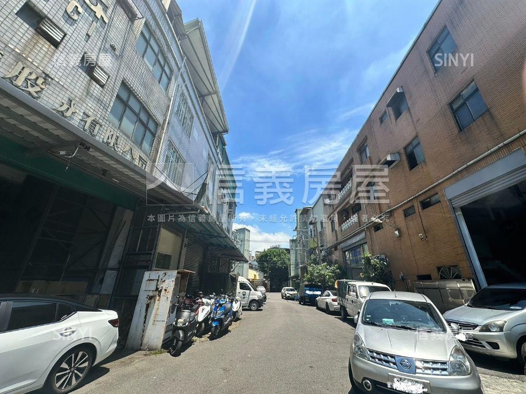 三俊街有貨梯廠房房屋室內格局與周邊環境