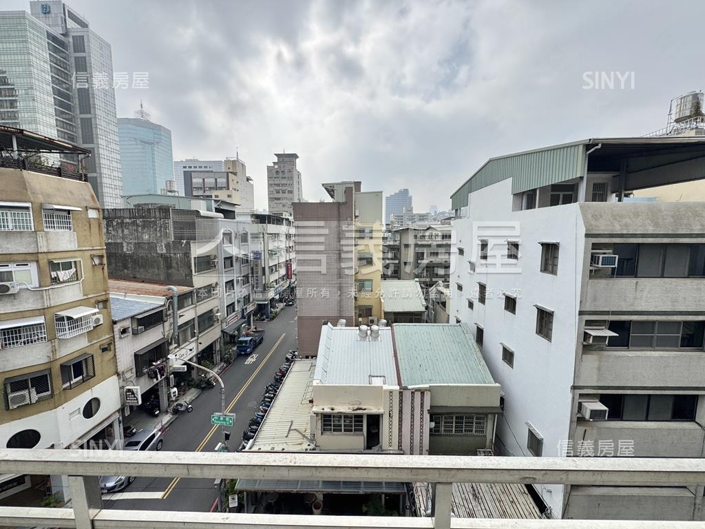 信義五福．溫馨三房房屋室內格局與周邊環境