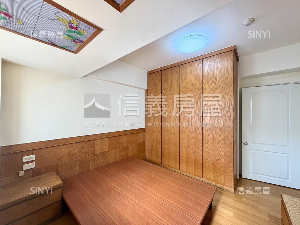 公園首排高樓採光美三房房屋室內格局與周邊環境