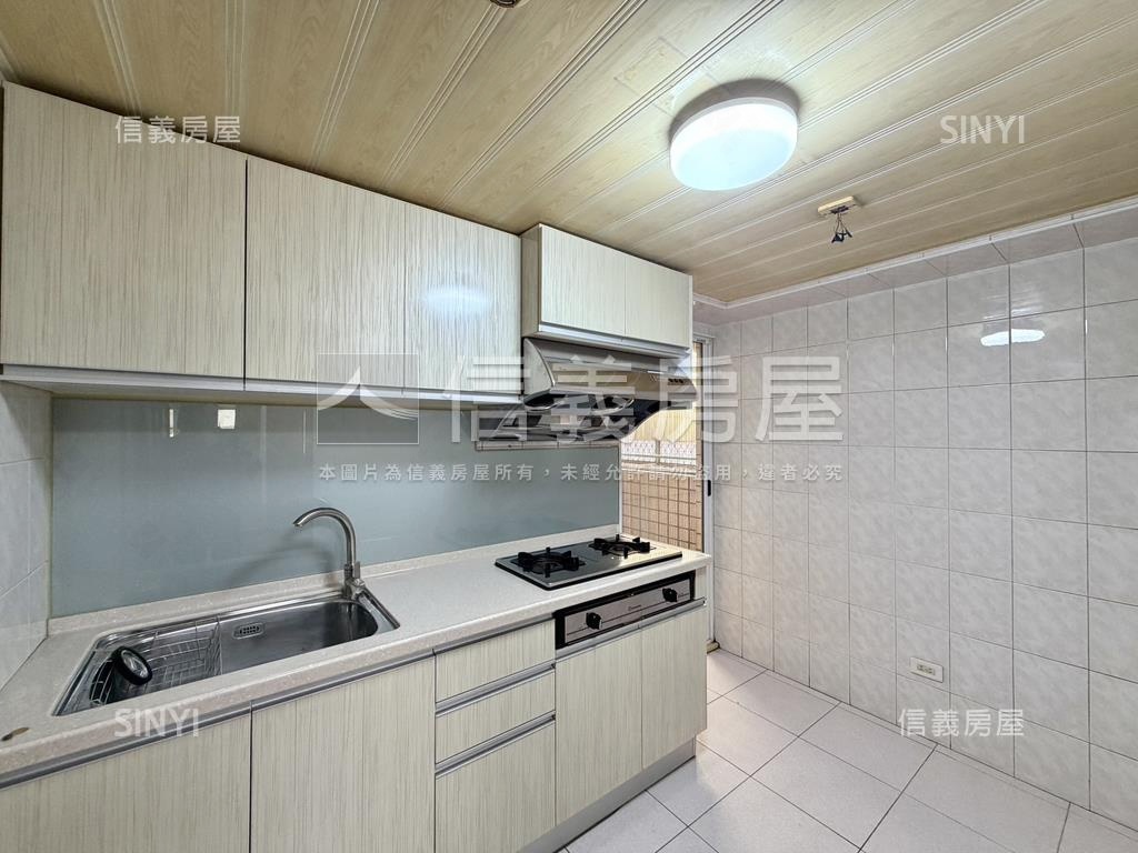 公園首排高樓採光美三房房屋室內格局與周邊環境