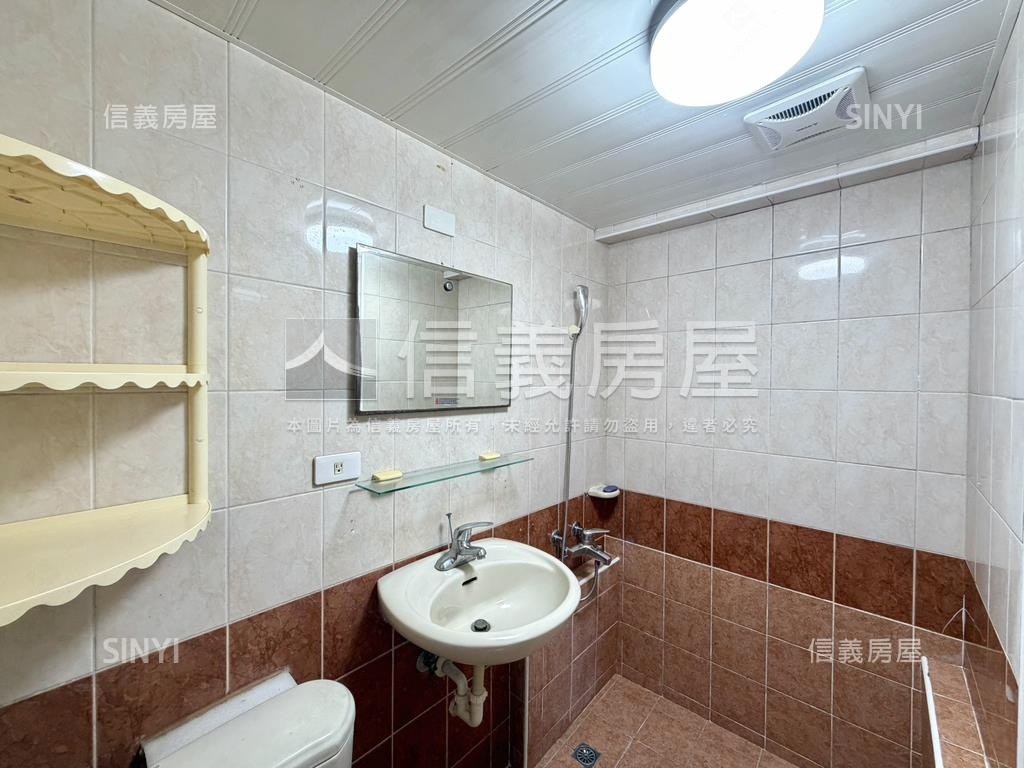 公園首排高樓採光美三房房屋室內格局與周邊環境