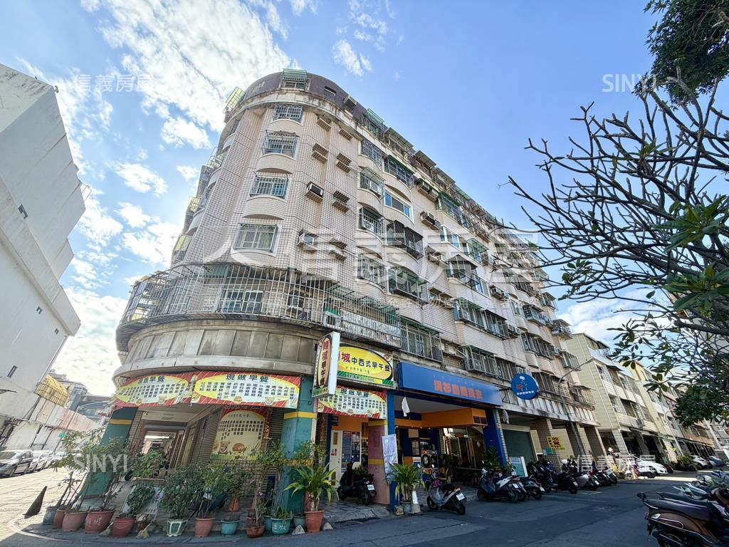 公園首排高樓採光美三房房屋室內格局與周邊環境