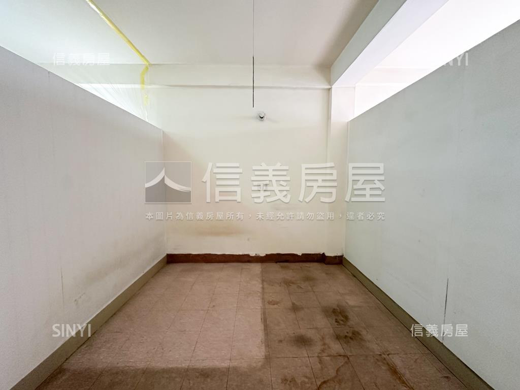 大智國小旁臨路透天房屋室內格局與周邊環境