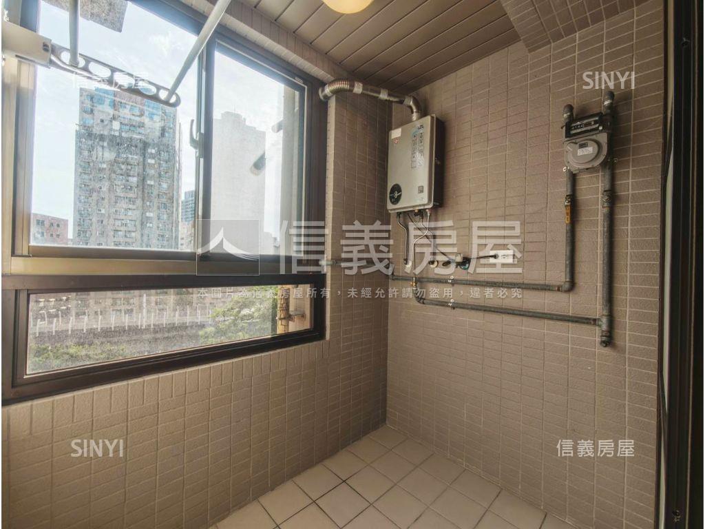 摩納哥大橋景觀兩房帶車位房屋室內格局與周邊環境