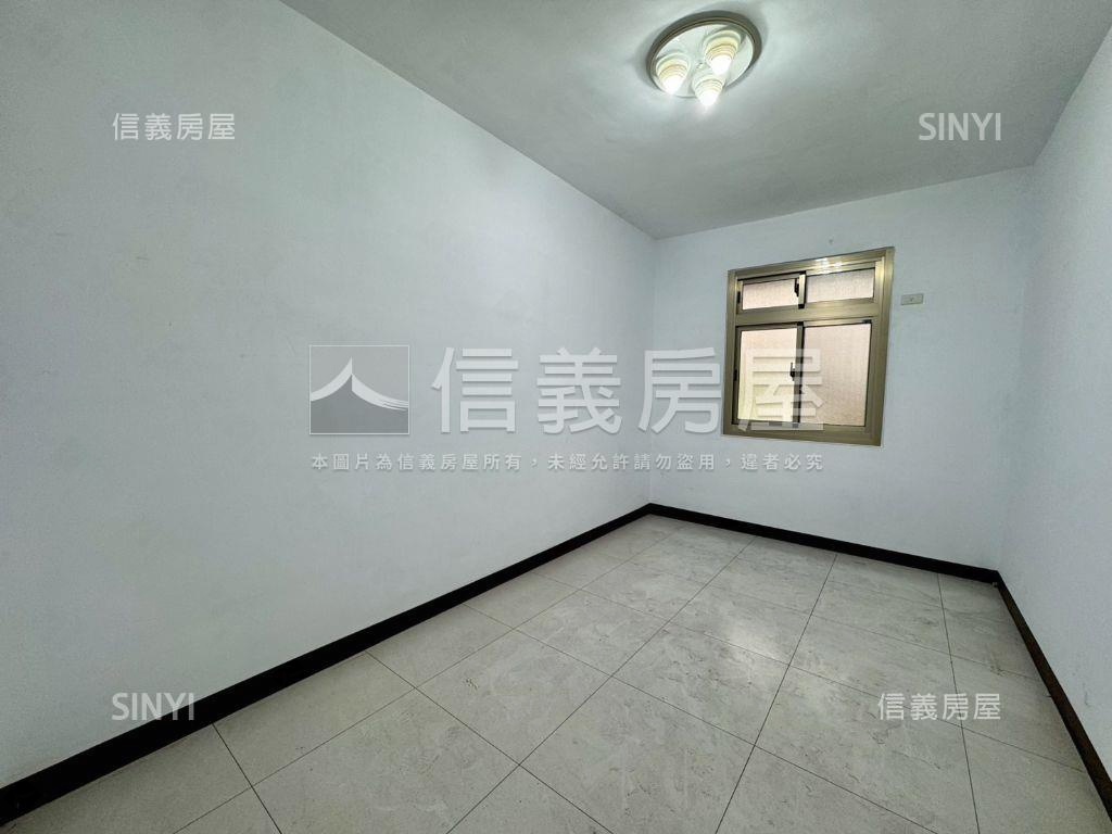 景安方正美寓三房房屋室內格局與周邊環境