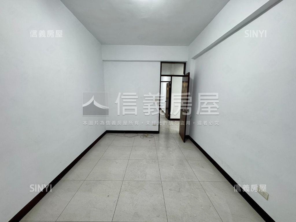 景安方正美寓三房房屋室內格局與周邊環境