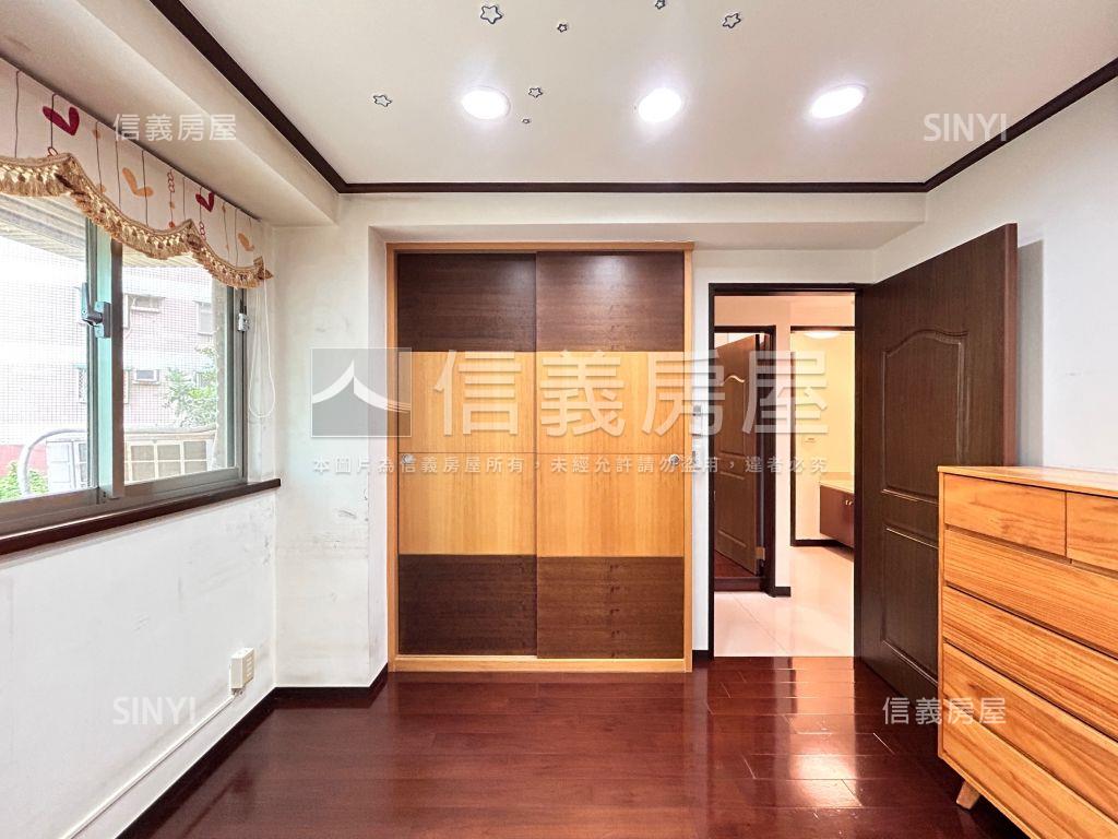 水花園水水大空間美屋房屋室內格局與周邊環境