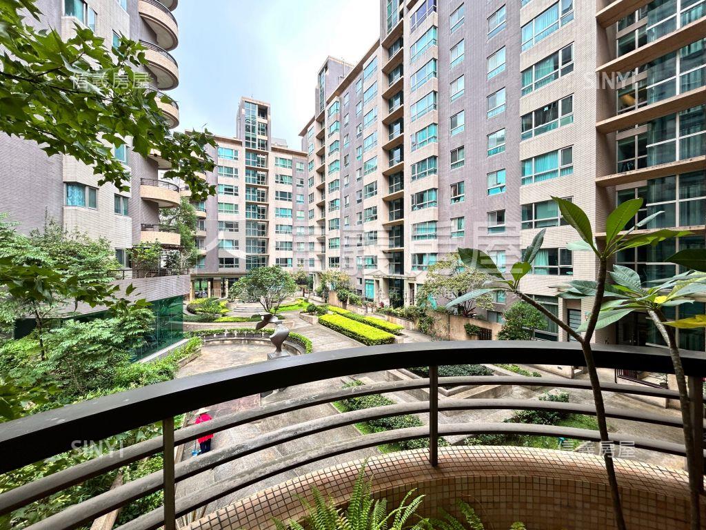 水花園水水大空間美屋房屋室內格局與周邊環境