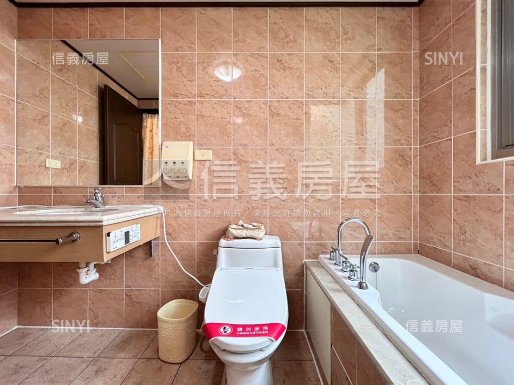 水花園水水大空間美屋房屋室內格局與周邊環境