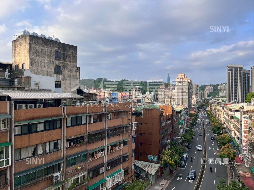 萬芳商圈高樓美景電梯三房房屋室內格局與周邊環境