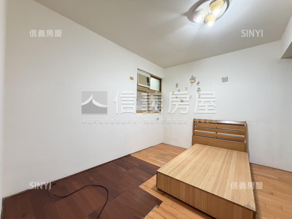 長安街方正四房公寓房屋室內格局與周邊環境