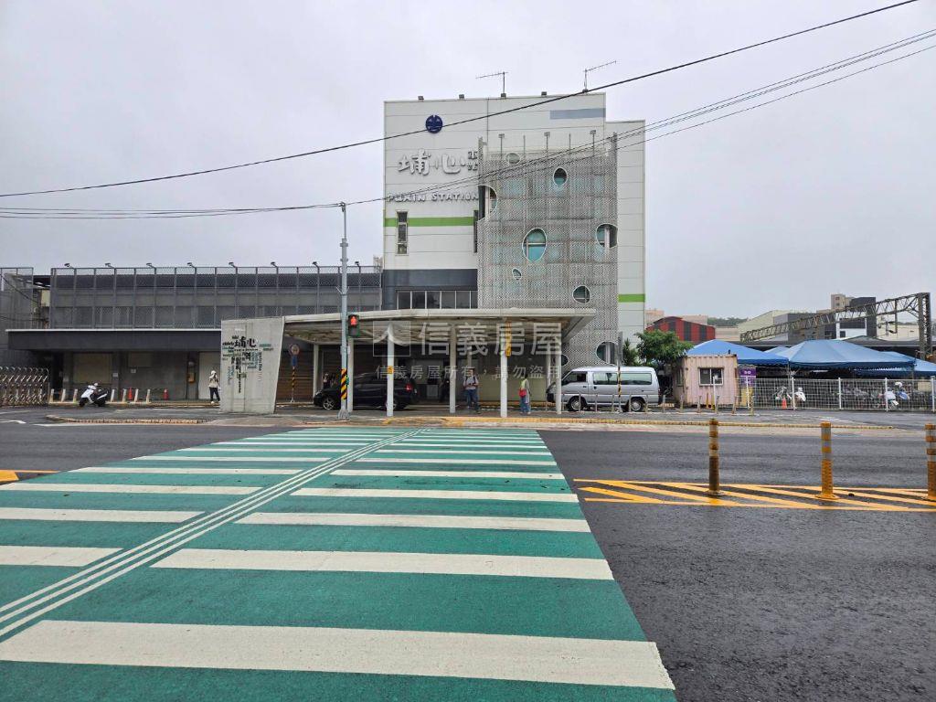 近平鎮市區臨路透天店面房屋室內格局與周邊環境