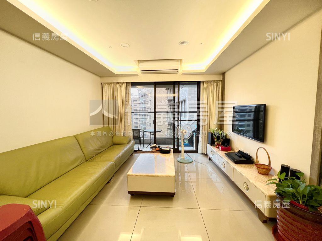 近未來捷運高樓三房車位房屋室內格局與周邊環境