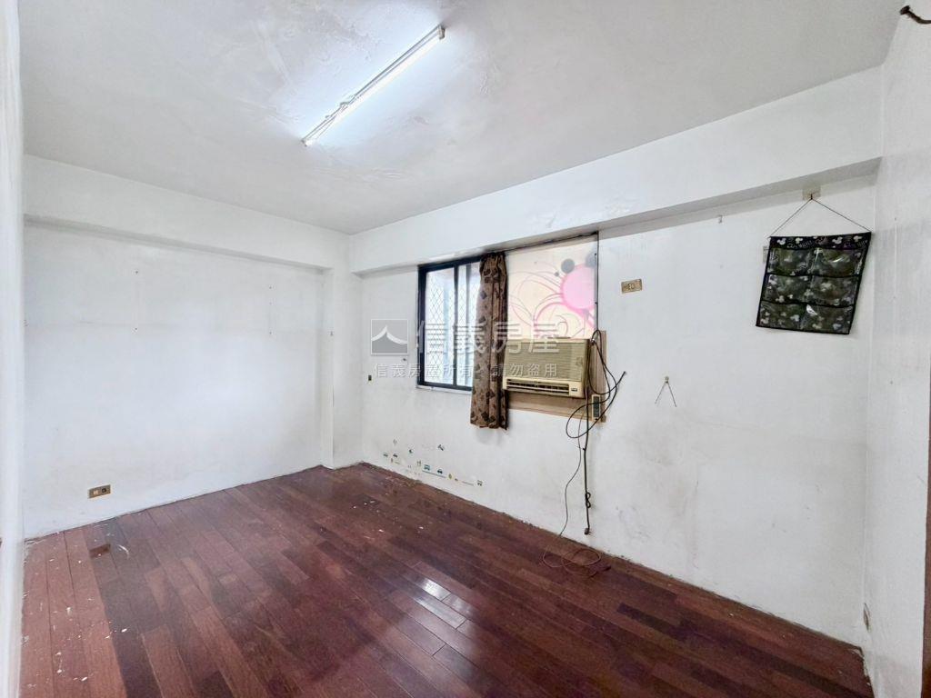 松竹電梯三房兩衛近雙鐵房屋室內格局與周邊環境