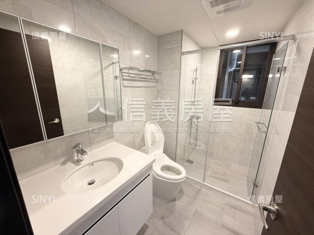 櫻花知殷四房三衛浴雙平車房屋室內格局與周邊環境