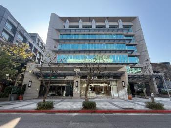 誠售出售。大都會裝潢辦公