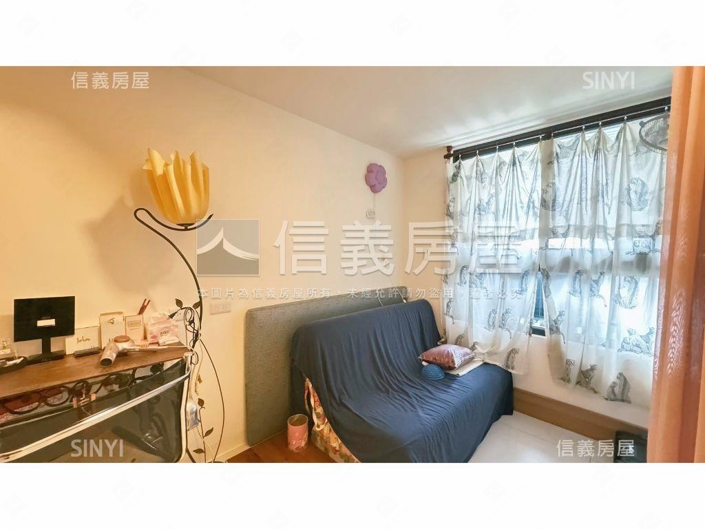 達麗居山裝潢美宅附平車房屋室內格局與周邊環境