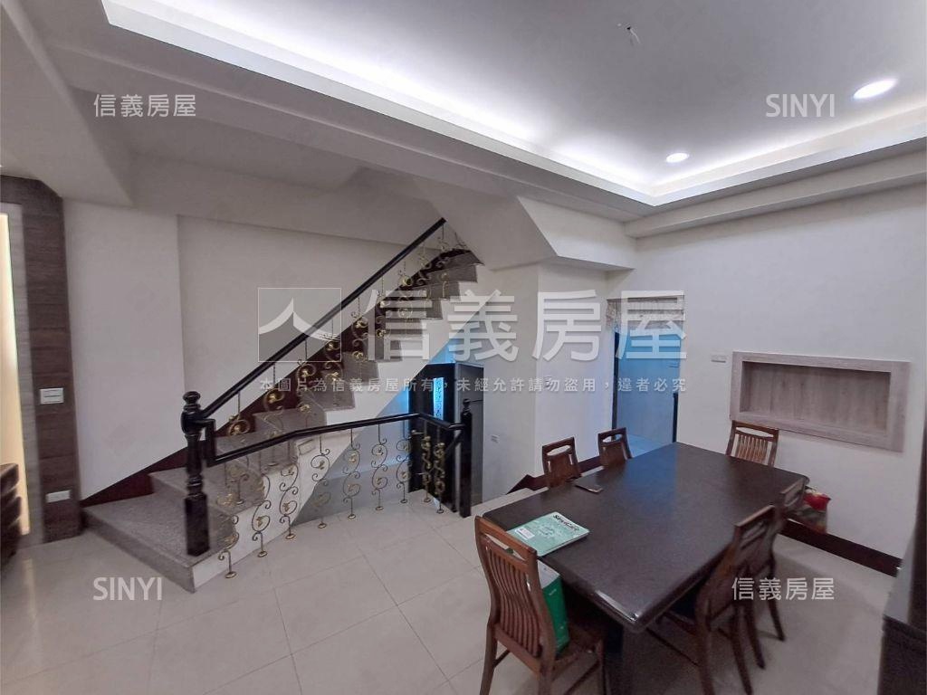 松竹東山路口社區美墅房屋室內格局與周邊環境