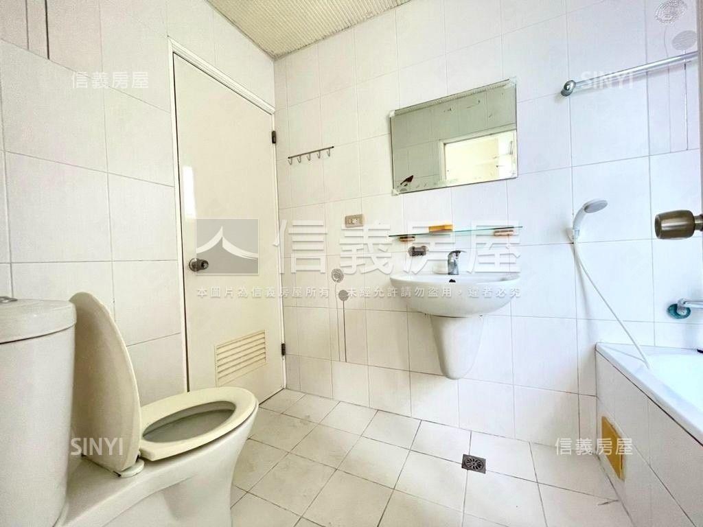 龍井大地坪邊間採光透天房屋室內格局與周邊環境