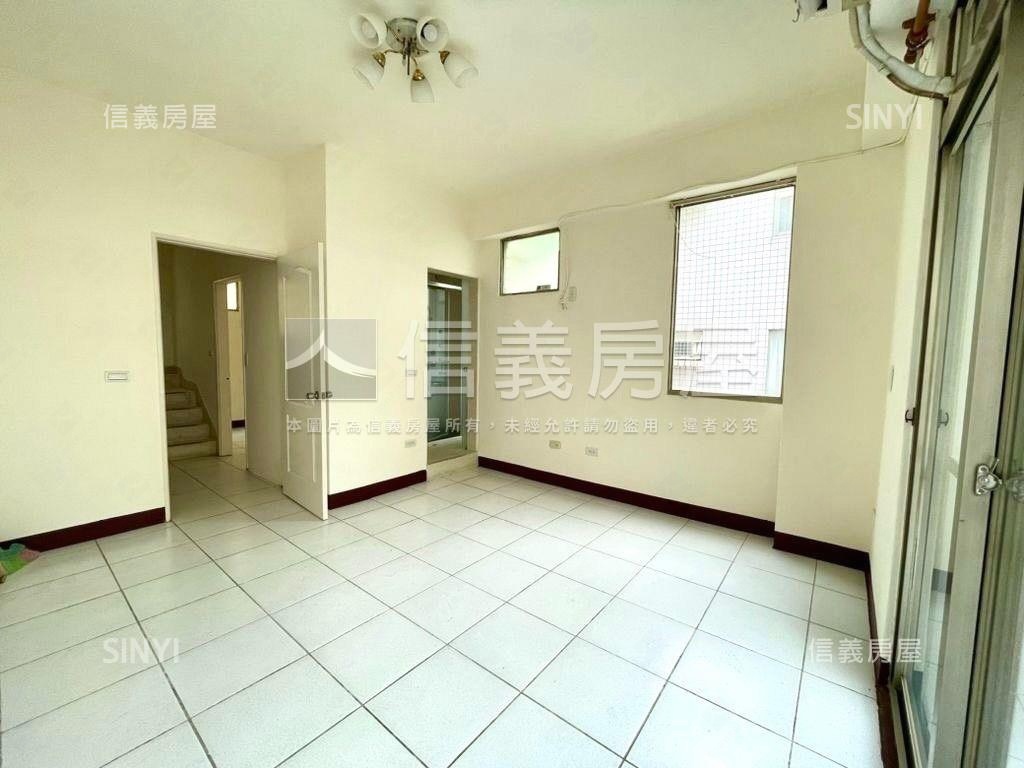 龍井大地坪邊間採光透天房屋室內格局與周邊環境