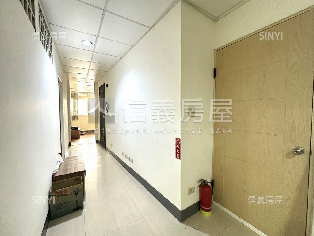 三重國小ＲＣ小資收租寶房屋室內格局與周邊環境