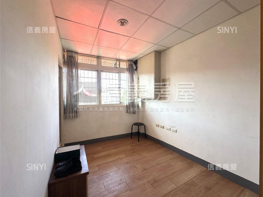 三重國小ＲＣ小資收租寶房屋室內格局與周邊環境