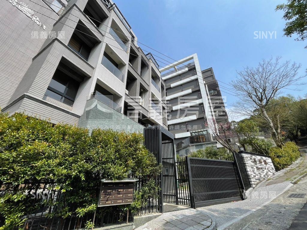 菁山邸優美二樓Ａ房屋室內格局與周邊環境