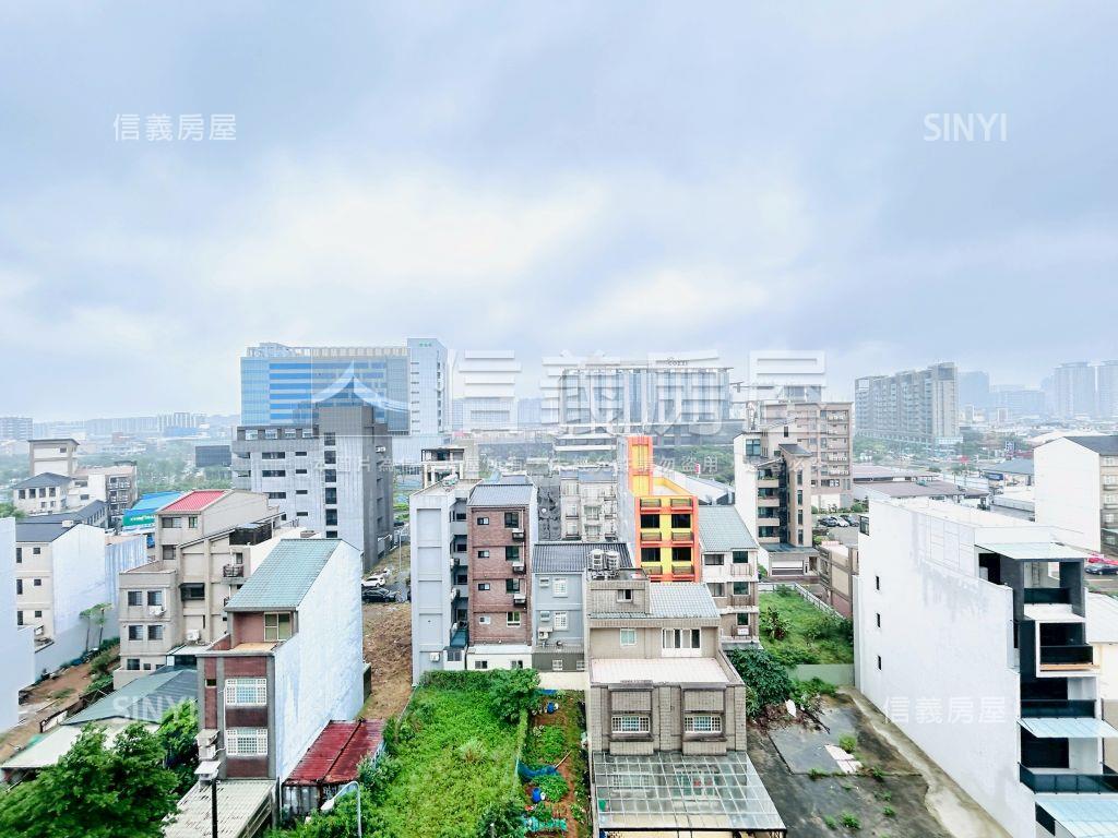 青埔裝潢高樓景觀四房車位房屋室內格局與周邊環境