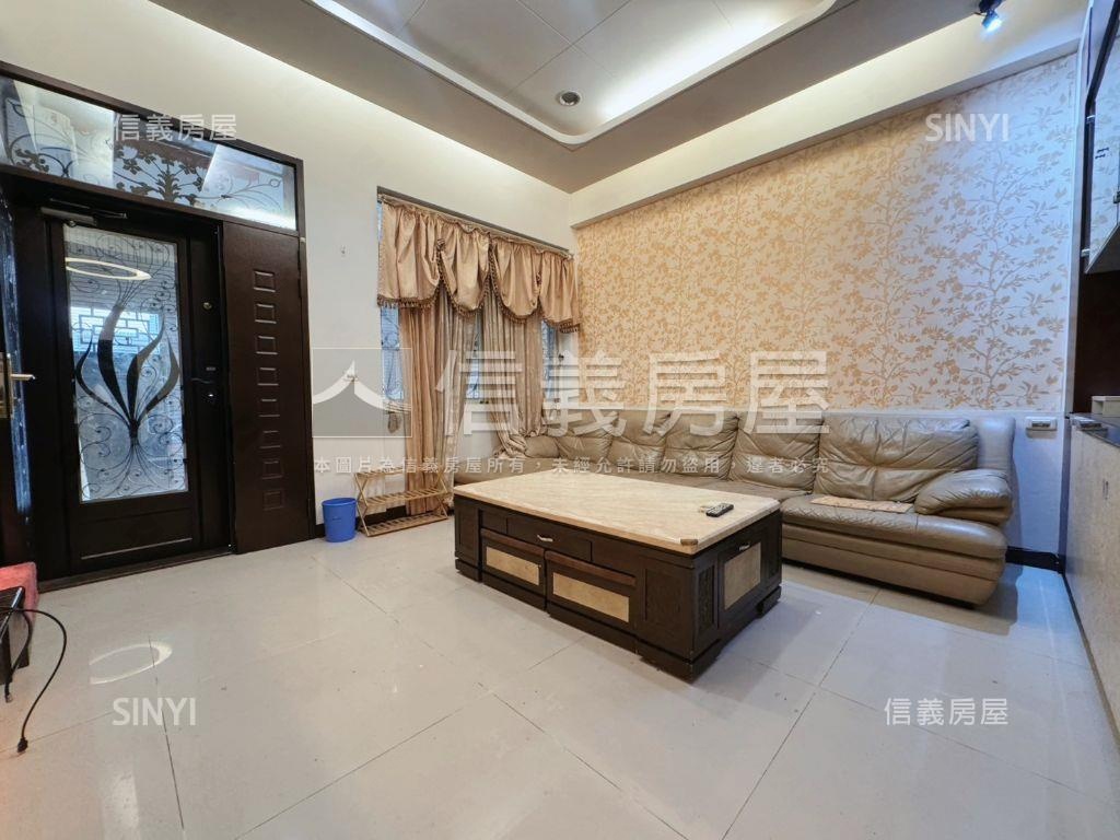 近水湳經貿臨路透天房屋室內格局與周邊環境
