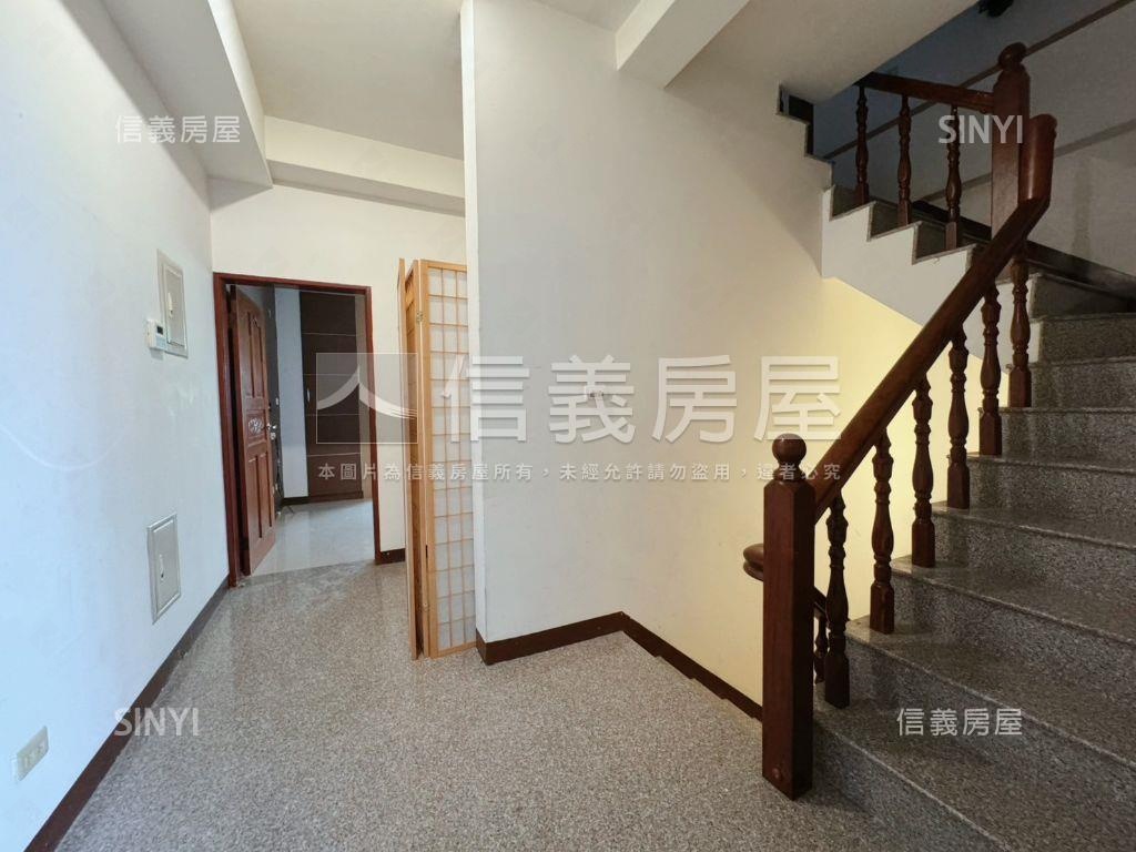 近水湳經貿臨路透天房屋室內格局與周邊環境