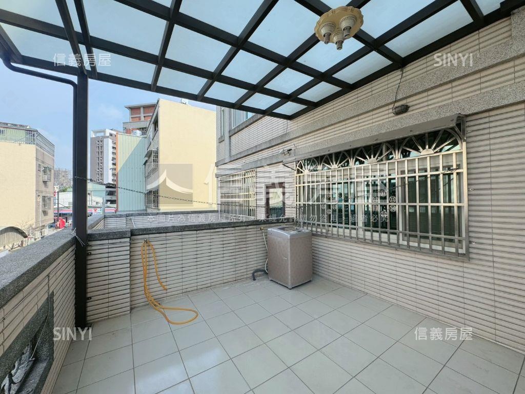 近水湳經貿臨路透天房屋室內格局與周邊環境