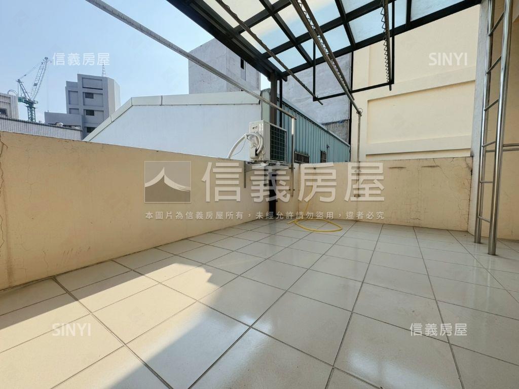 近水湳經貿臨路透天房屋室內格局與周邊環境